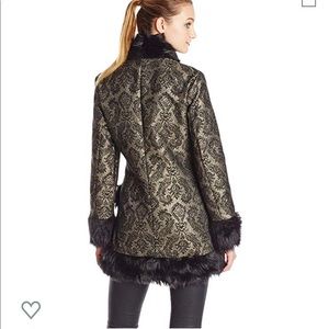 NWT MINKPINK FAUX FUR COAT